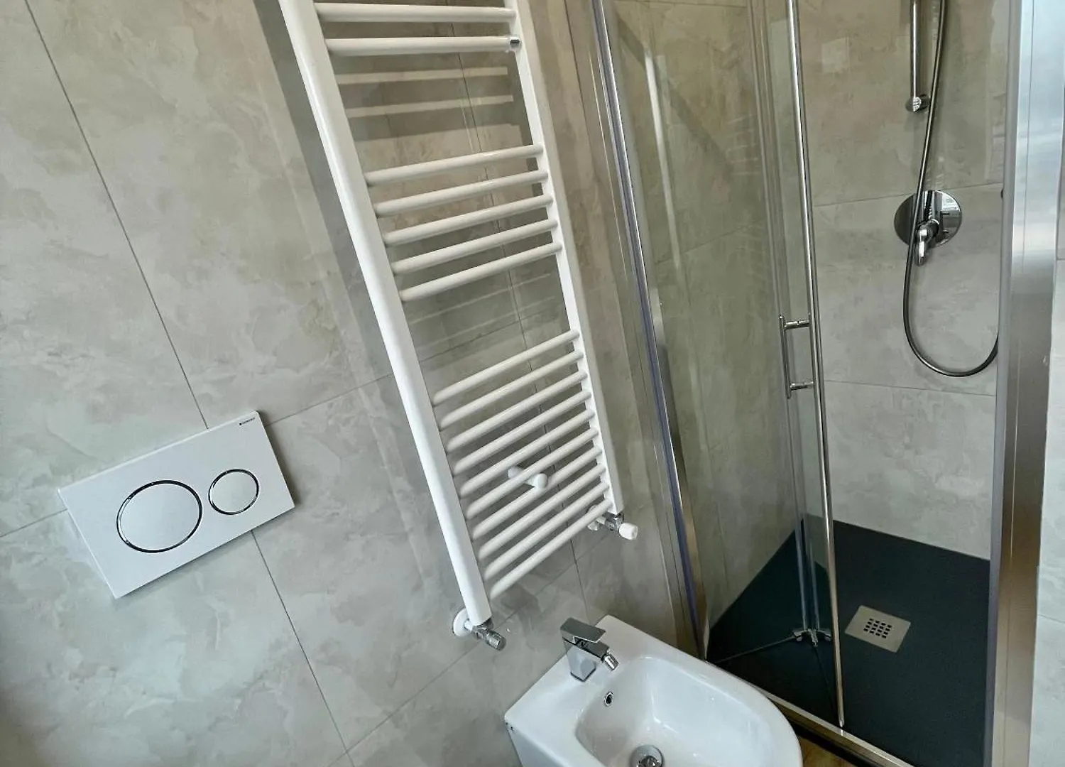 Arbi Venice Station Mestre 0*,  İtalya