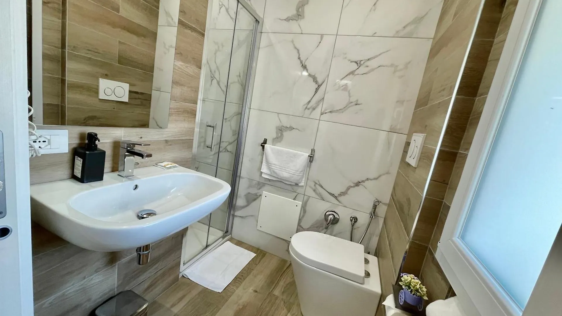 Guest house Arbi Venice Station Mestre Italy